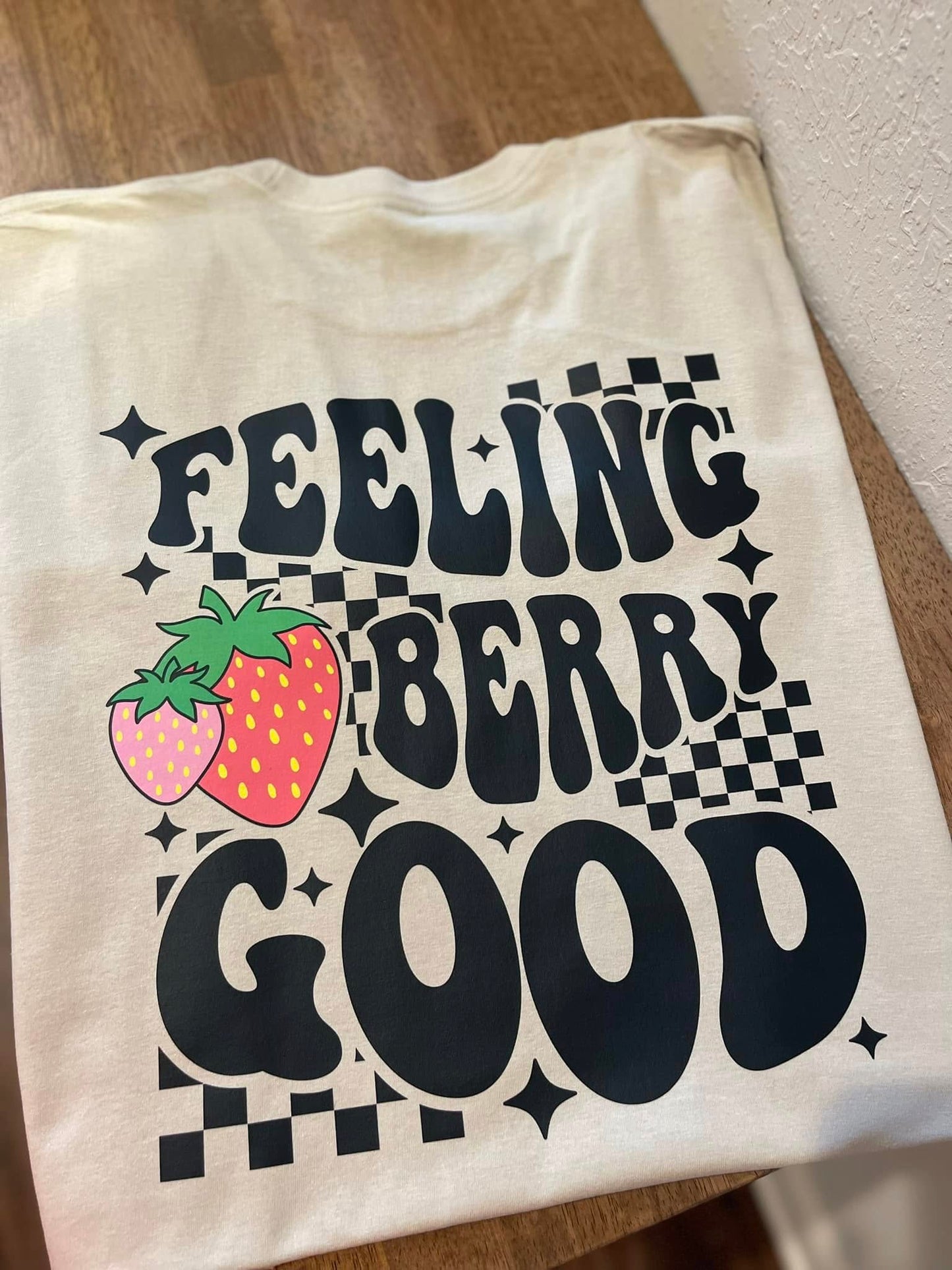 Feeling Berry Good Retro Pocket and Back