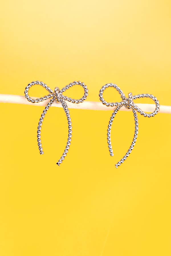 BOW EARRINGS
