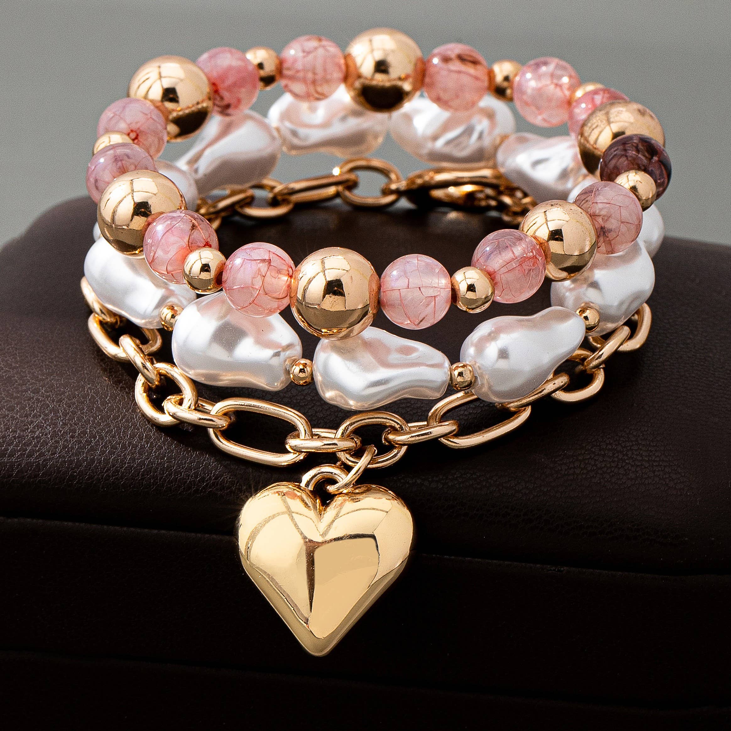 MULTI LAYER MIXED PEARL BEAD HEART CHARM BRACELET | 80B1549