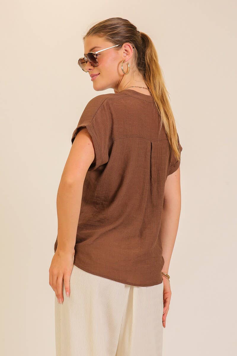 Textured Gauze Button-front Hi-Low Hem Blouse