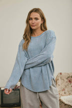 BOXY TEXTURED LONG SLEEVE WASHED KNIT TOP