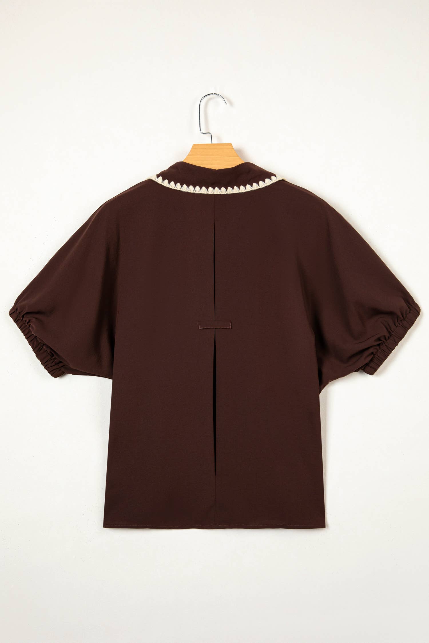LAS Collar Contrast Trim Button Bubble Sleeve Blouse (S-XL)