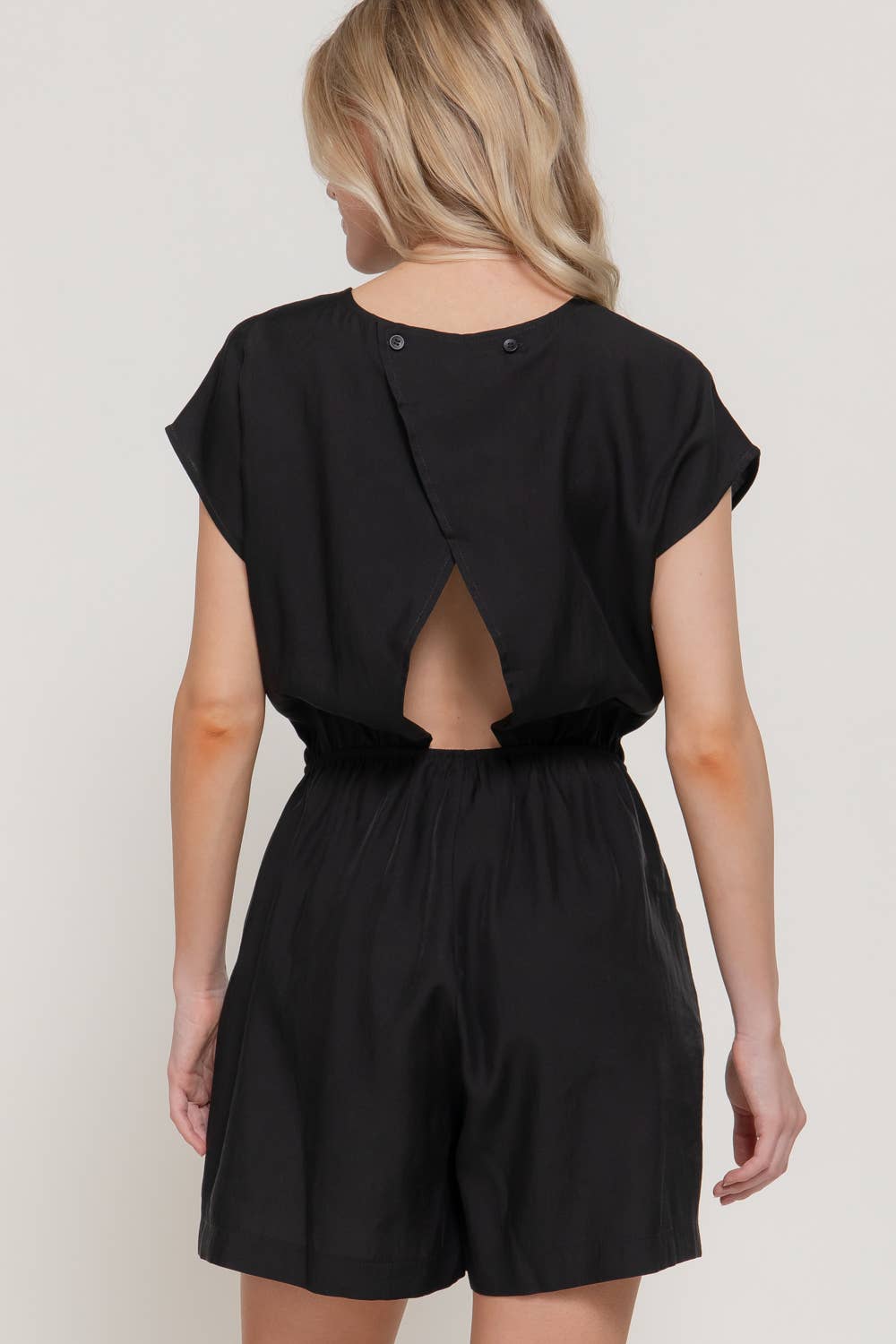 Short Sleeve Back Button Closure Detail Woven Romper