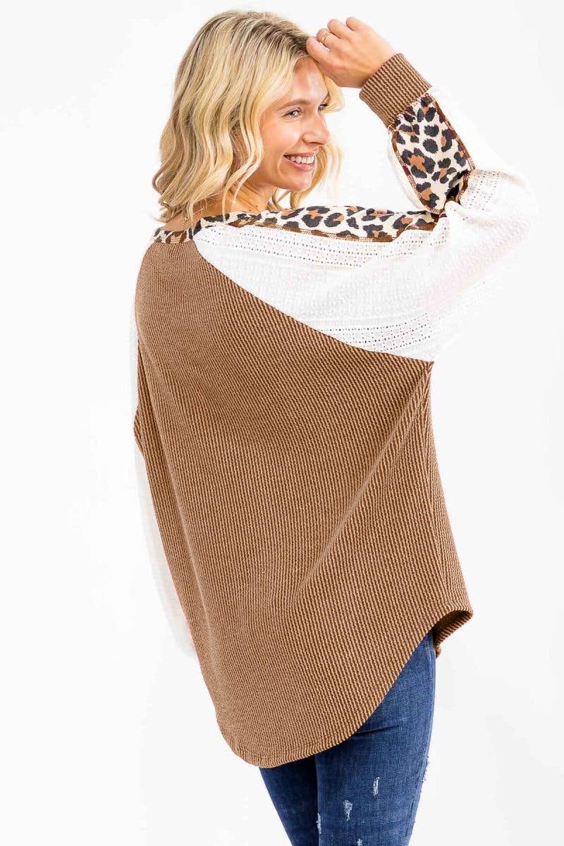 Rib Knit Leopard Lace Sleeve Detail Pullover Top