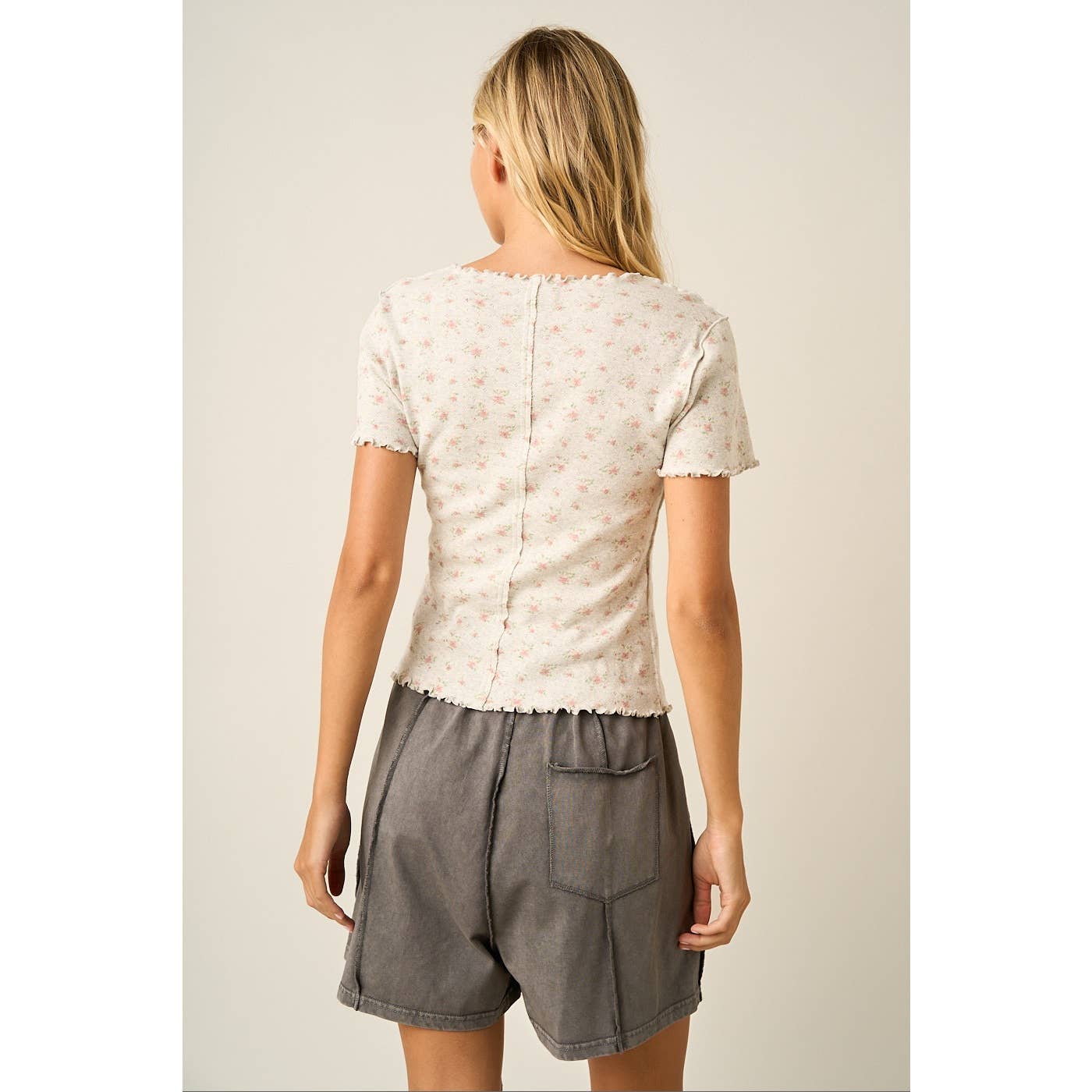 DITSY FLORAL PRINT LETTUCE EDGE SHORT SLEEVE TOP