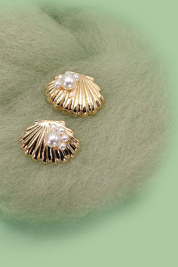 Seashell Pearl Stud Earrings