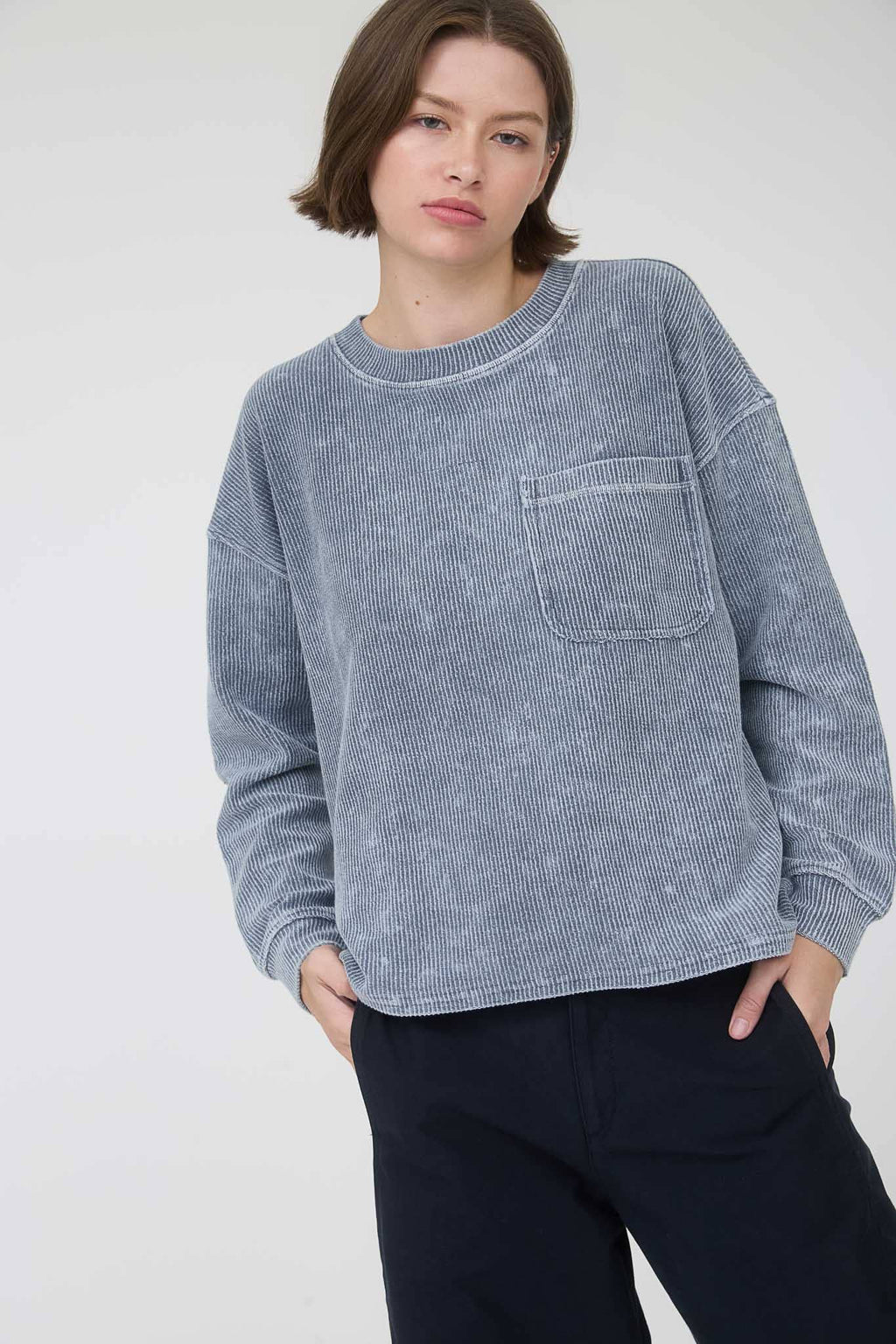 WASHED POCKET DETAIL LONG SLEEVE RIB KNIT TOP