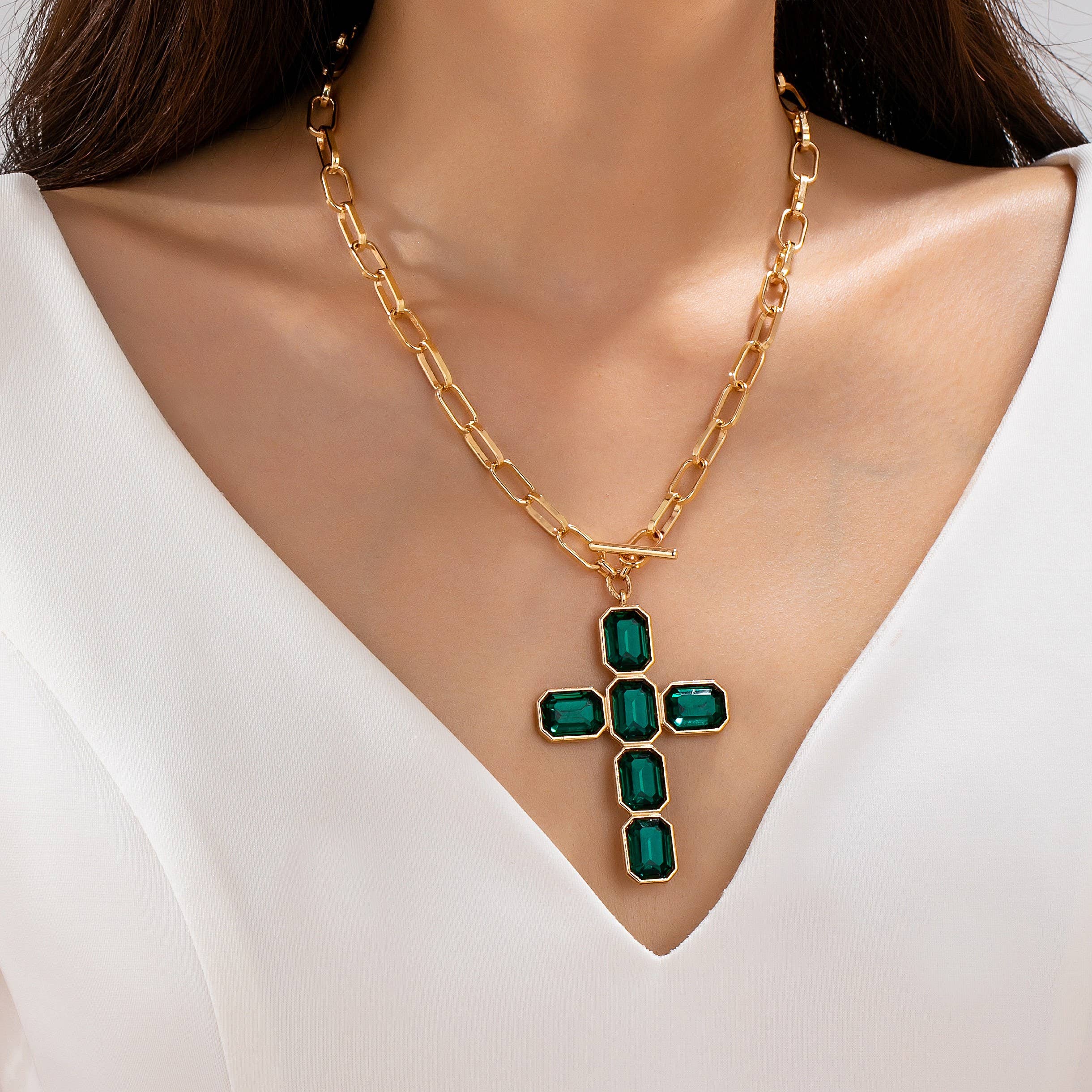 Bezel Set Rhinestone Cross Front Toggle Necklace | 80N93437