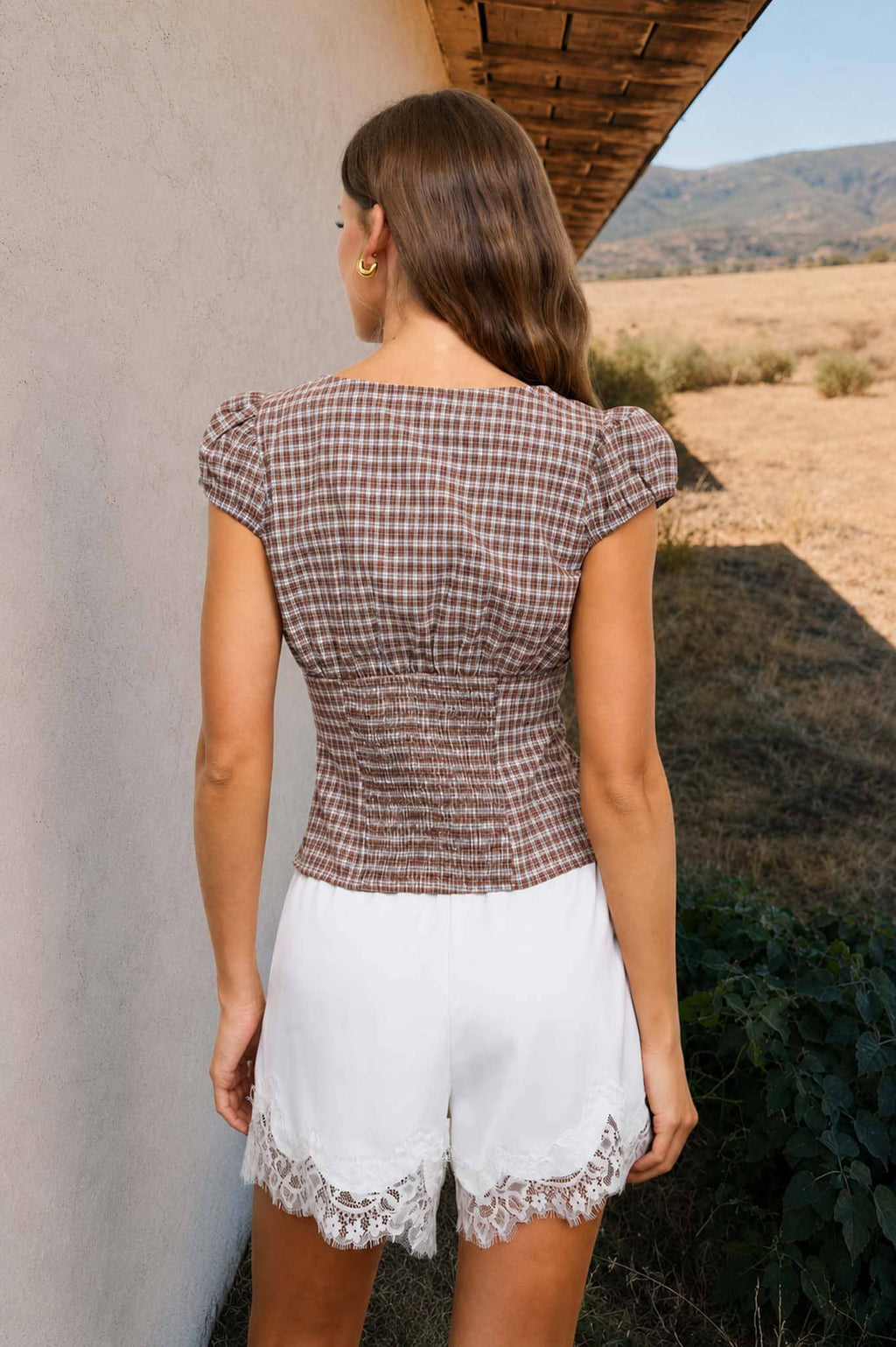 PLAID BUTTON DOWN PUFF SLEEVE CONTOURED WAIST TOP