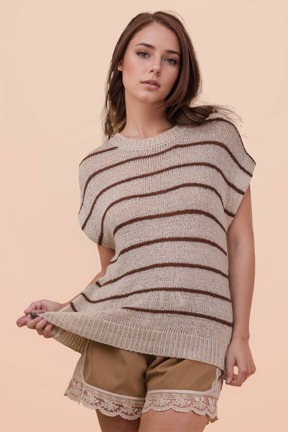 12W3319N-Striped Knit Sweater Vest Top