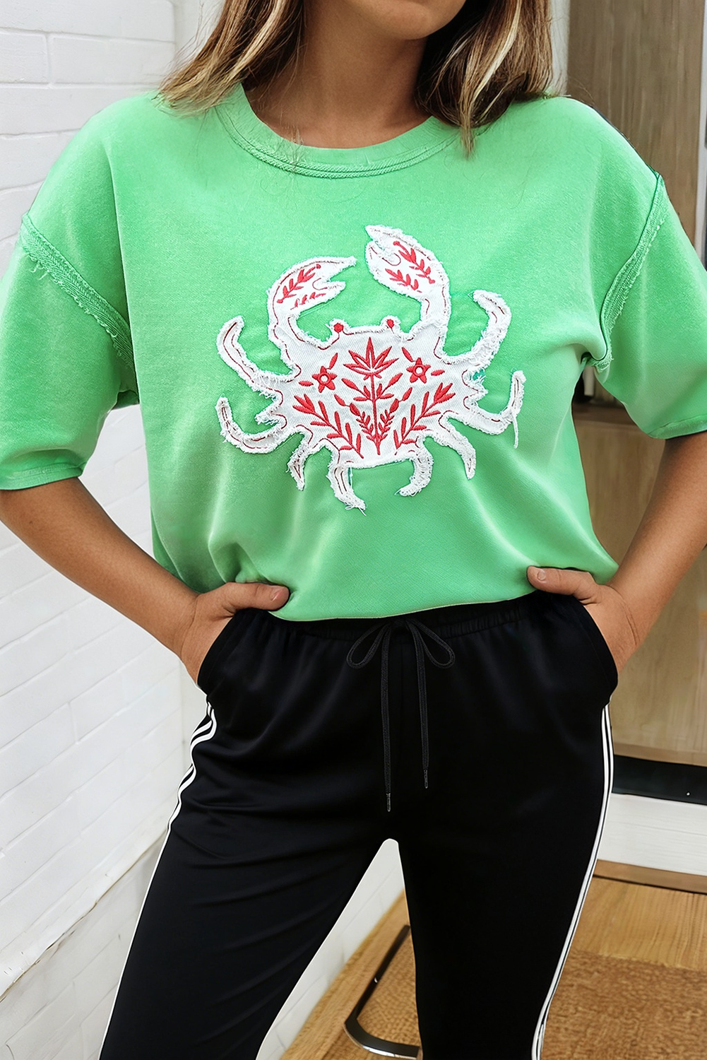 LAS-LIVE Crab Embroidery Short Sleeve Round Neck Tee (S-XL)