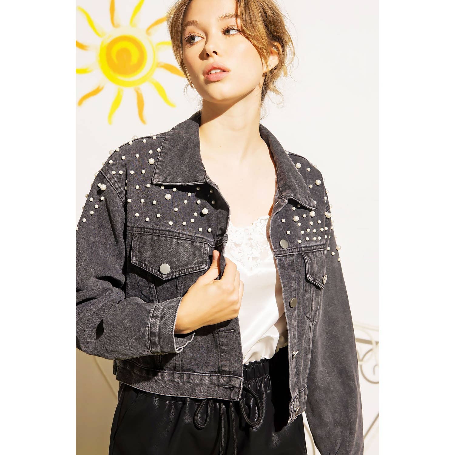 DENIM CROP JACKET WITH PEARL STUDS