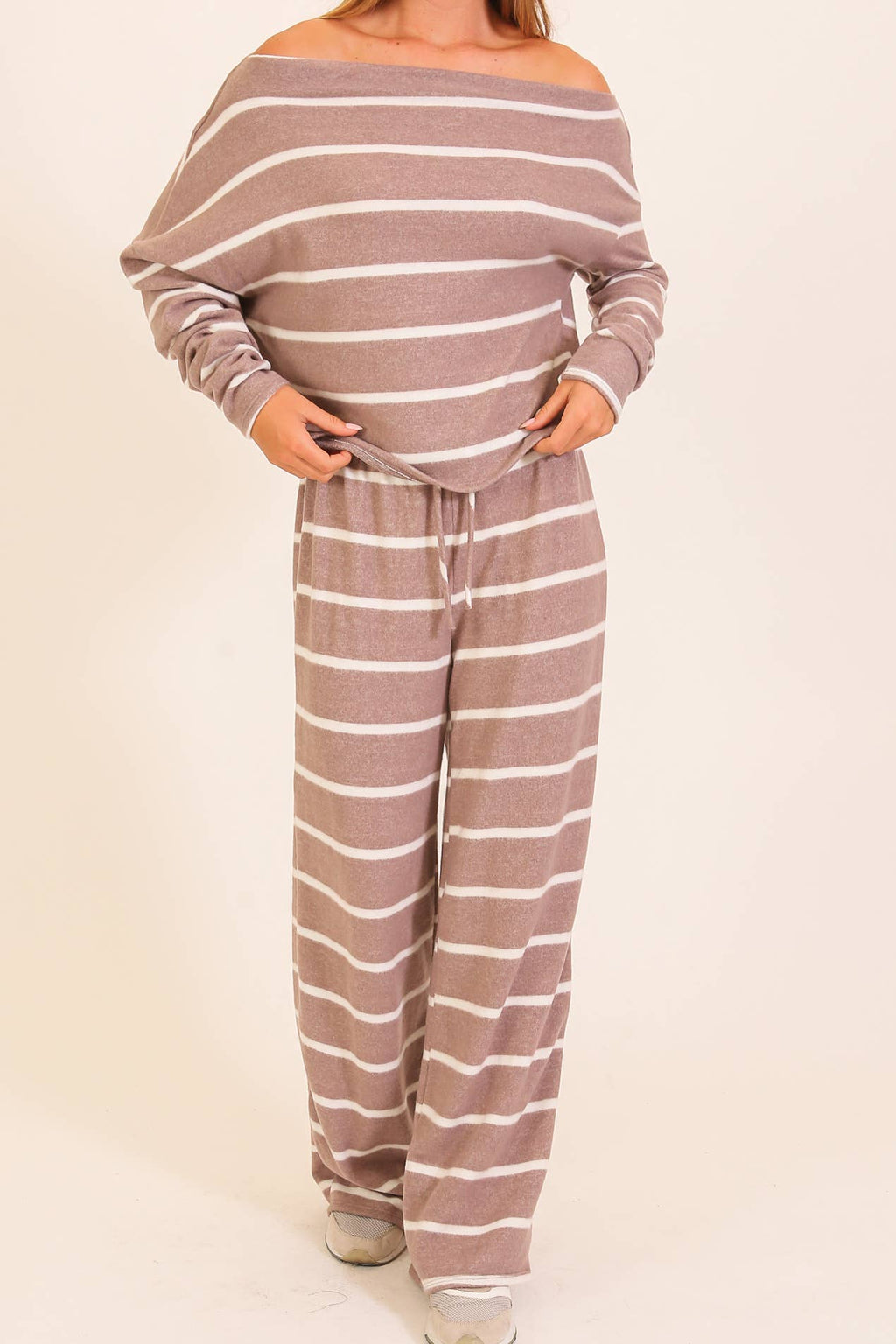 Striped One-Shoulder Lounge Set