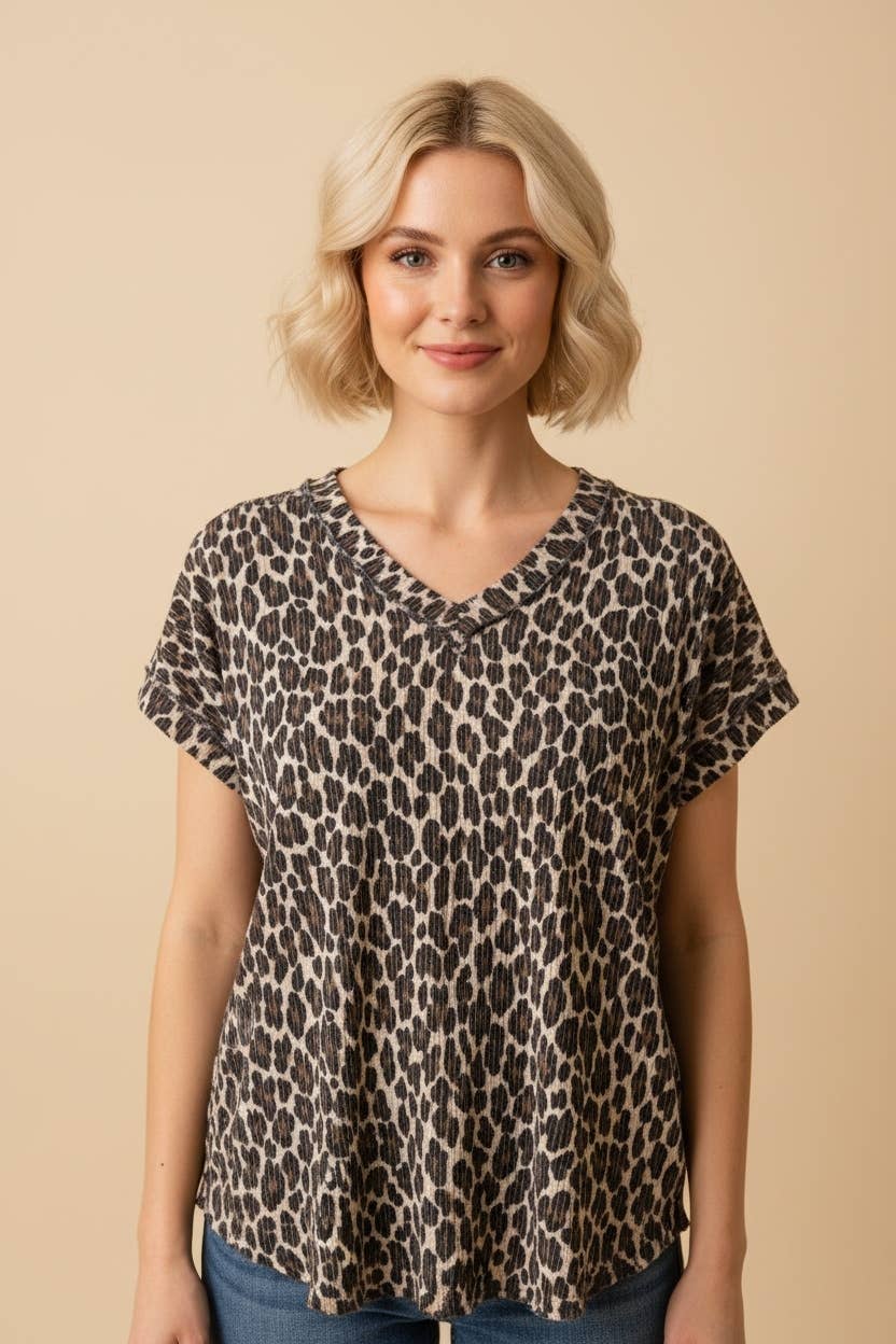 ET7484-57 DOLMAN SHORT SLEEVE WITH BAND V NECK ANIMAL TOP