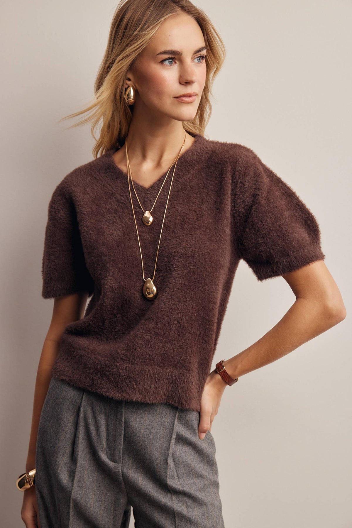 Fuzzy V-Neck Knit Top FSW0105