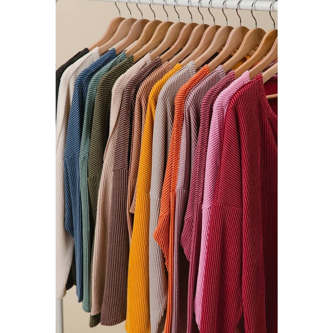 WAVY TWO TONE RIB NOTCH NECK PATCH POCKET TOP