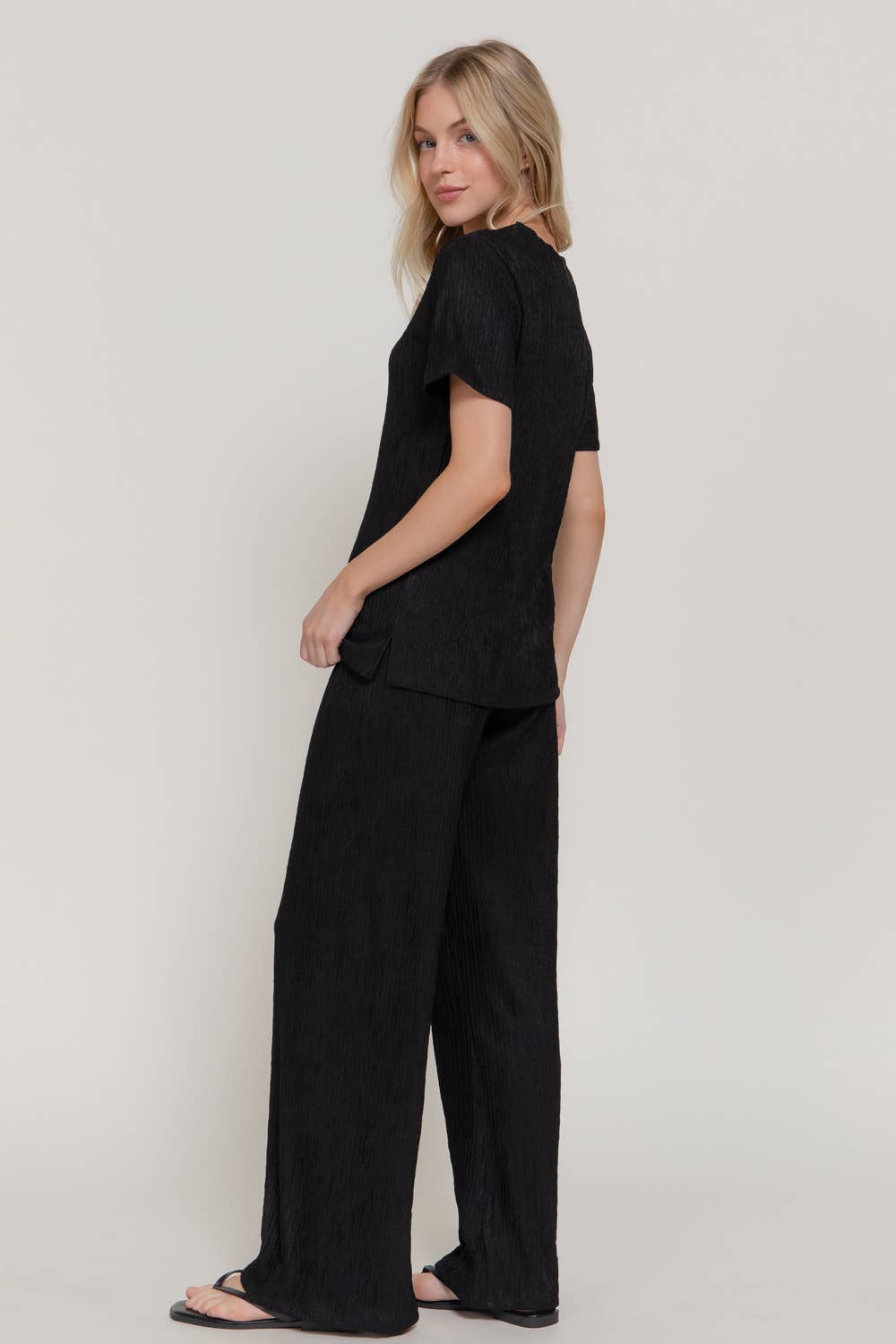Short Sleeve Top & Wide Knit Pants Set