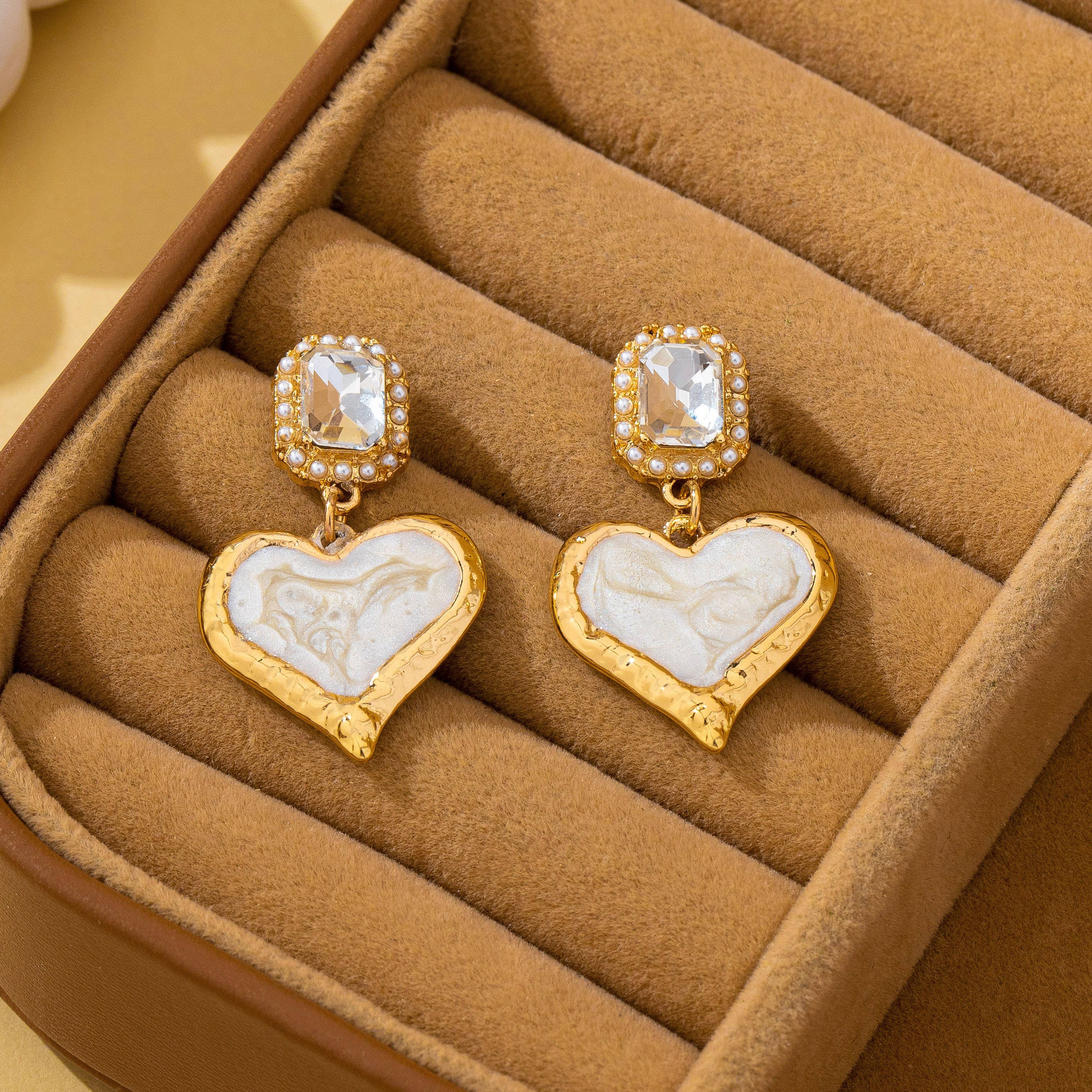 Marbled Enamel Heart Crystal Drop Earrings | 80E62347
