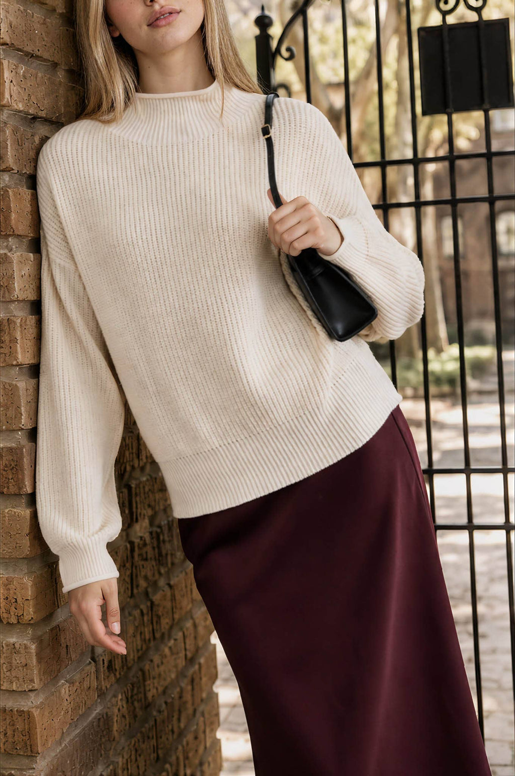 RIBBED ROLLED MOCK NECK CROPPED KNIT SWEATER