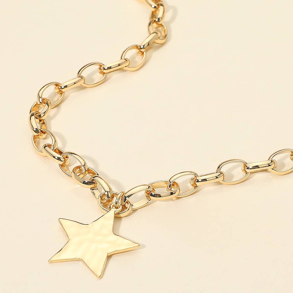 Star Pendant Chain Necklace
