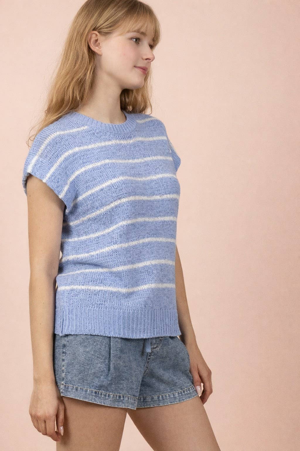 12W3319N-Striped Knit Sweater Vest Top
