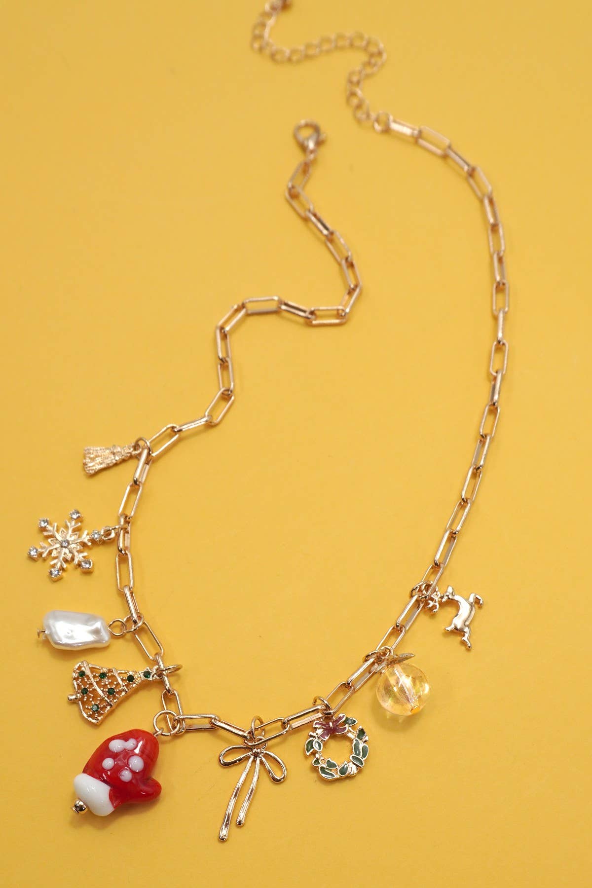 CHARM NECKLACE-CHRISTMAS TREE MITTEN RUDOLPH