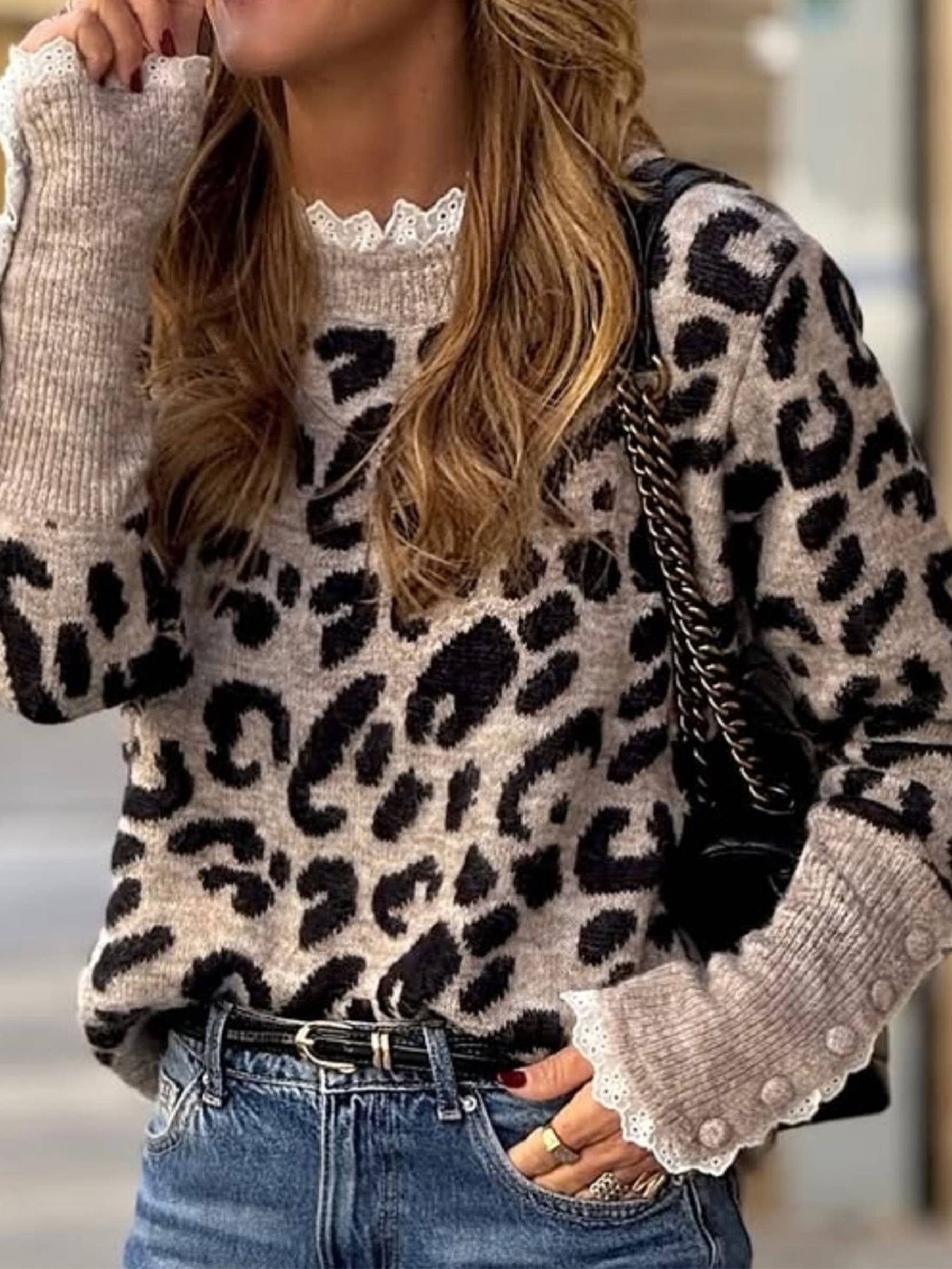 Lace Leopard Print Round Neck Long Sleeved Knit Sweater