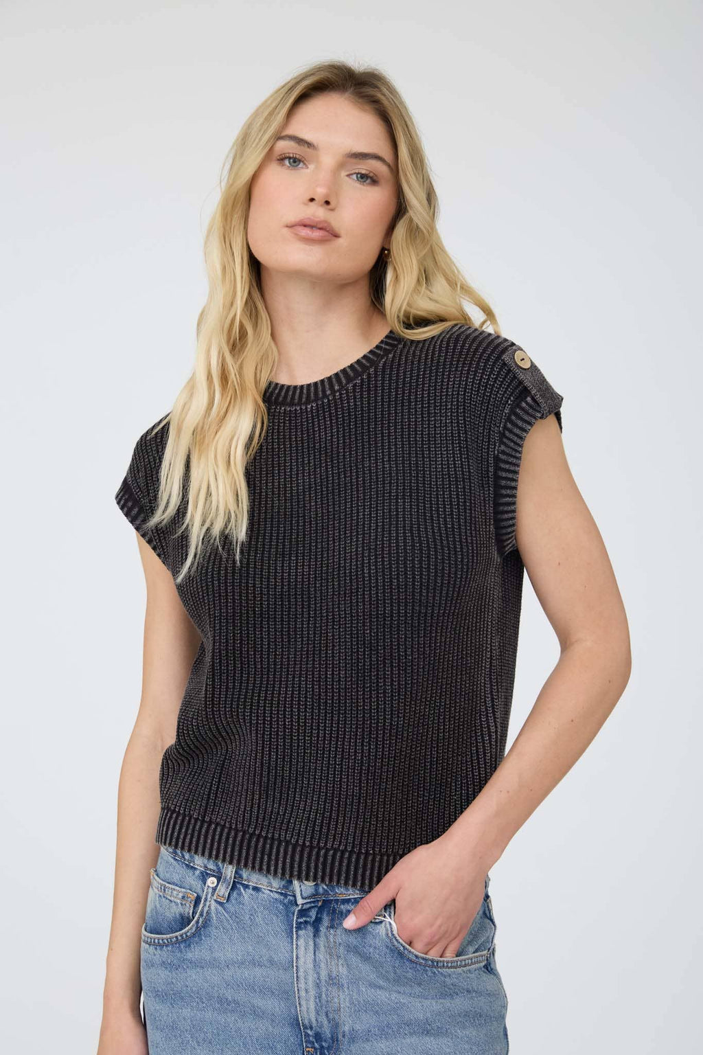 ACID WASHED TAB SLEEVE BACK BUTTON KNIT TOP