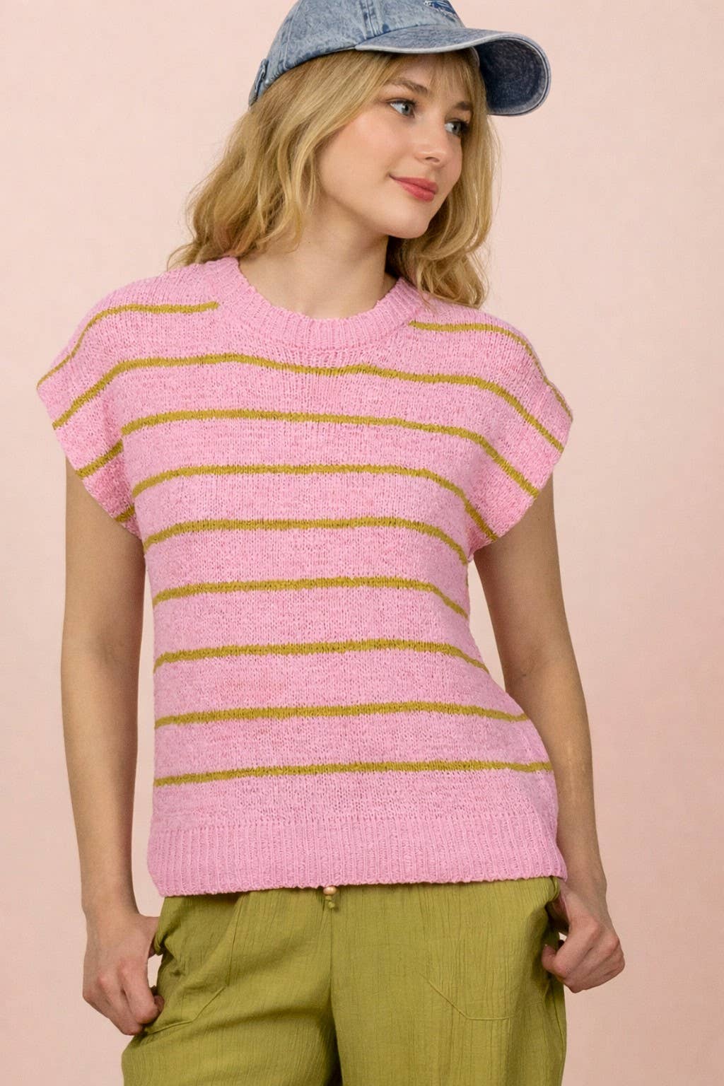 12W3319N-Striped Knit Sweater Vest Top