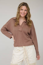 EXPOSED SEAM LONG SLEEVE TEXTURED KNIT POLO
