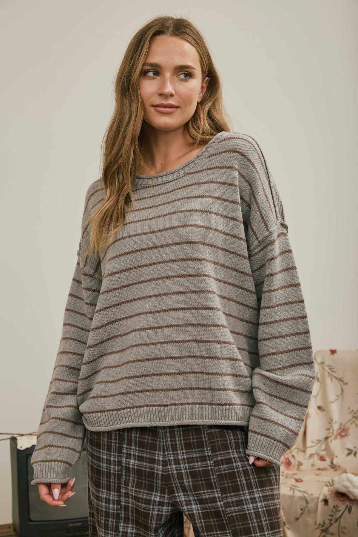 CREAM STRIPED DROP SHOULDER CREW NECK SWEATER