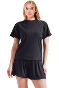 Solid color waved monochrome round neck top with shorts set