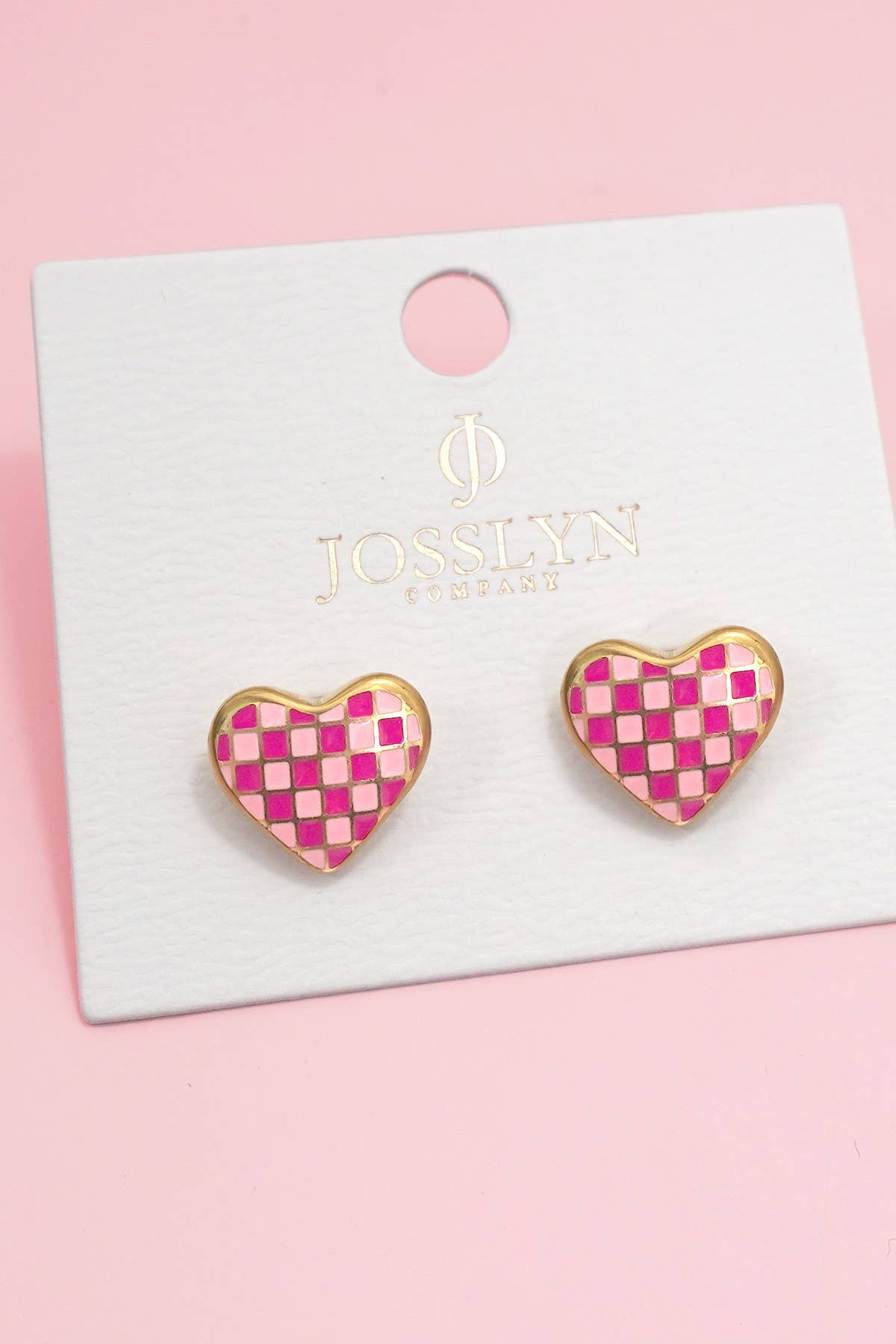 Checkered Enamel Heart Stud Earrings | 40E511