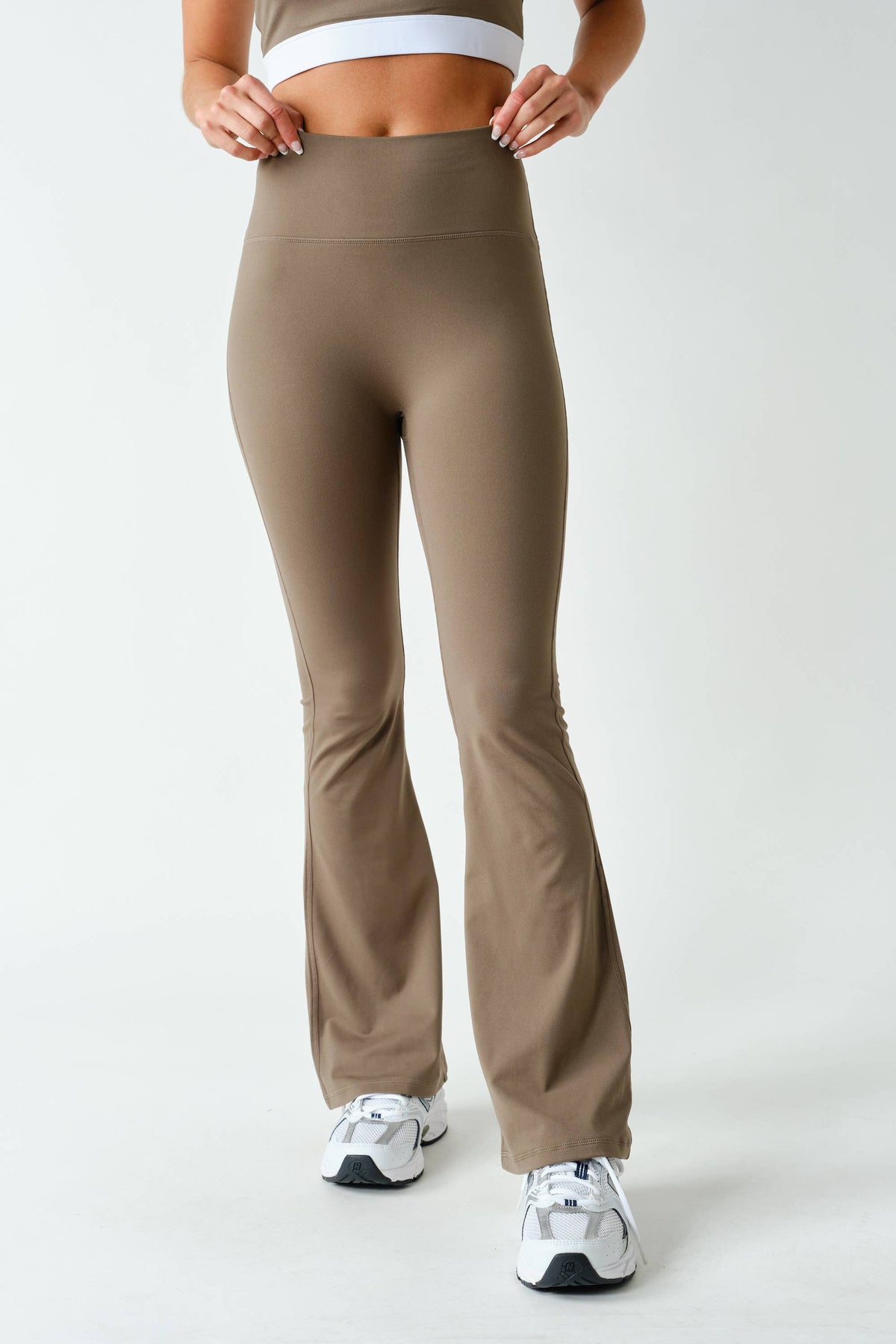 Venice Seamless-Front Flare Pants