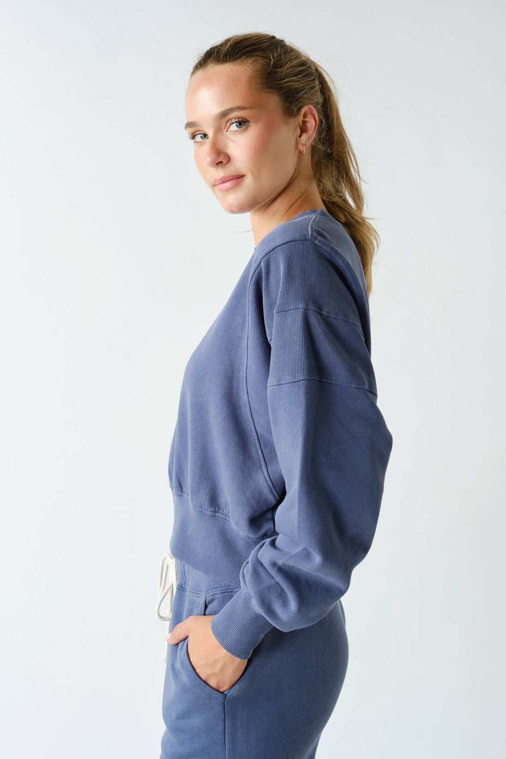 Mineral Wash Luxe Cropped Sweatshirt