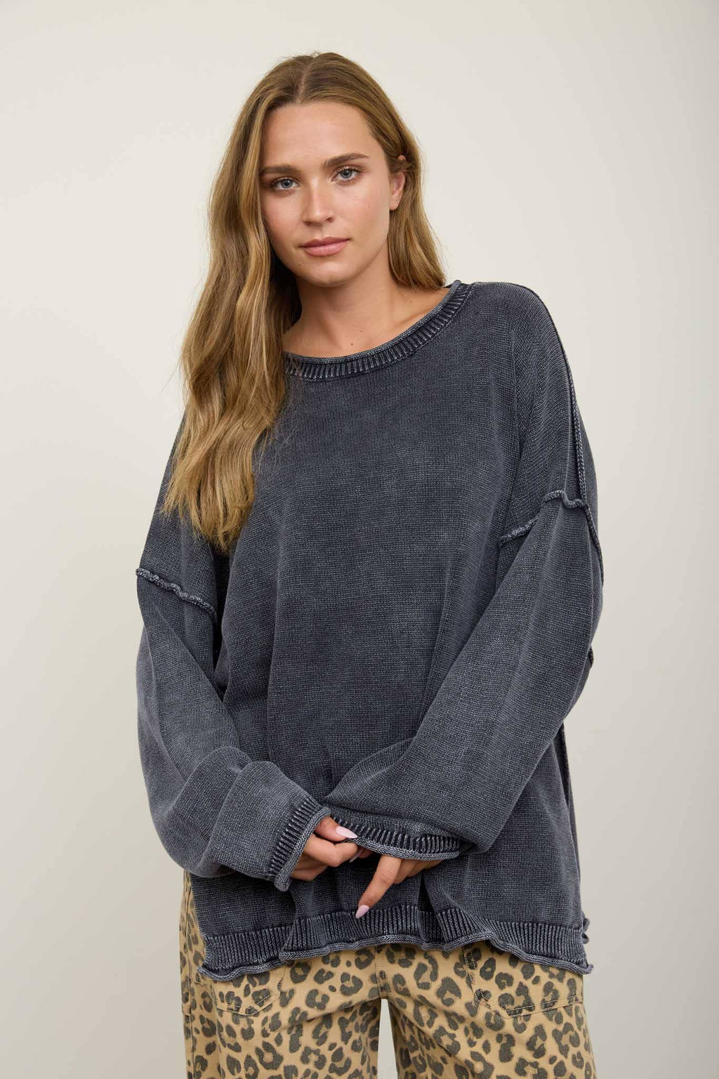 WASHED RAW EDGE CREW NECK DROP SLEEVE SWEATER