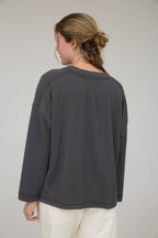 CREW NECK RIBBED LONG SLEEVE KNIT TOP