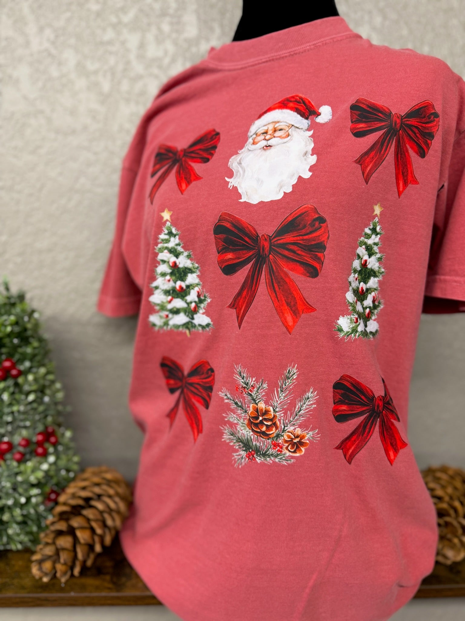Santa + Tree Coquette