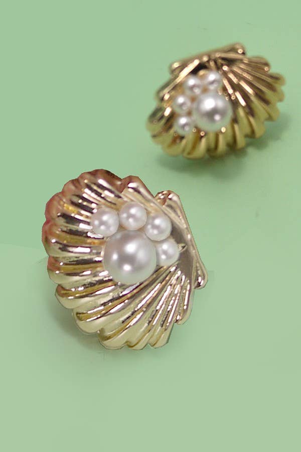 Seashell Pearl Stud Earrings