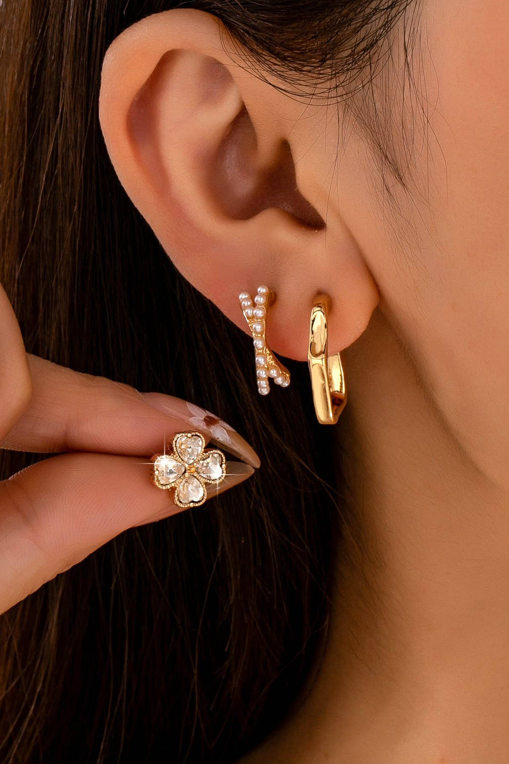 Floral Gem Pearl Hoop Trio Earrings | 80E62420