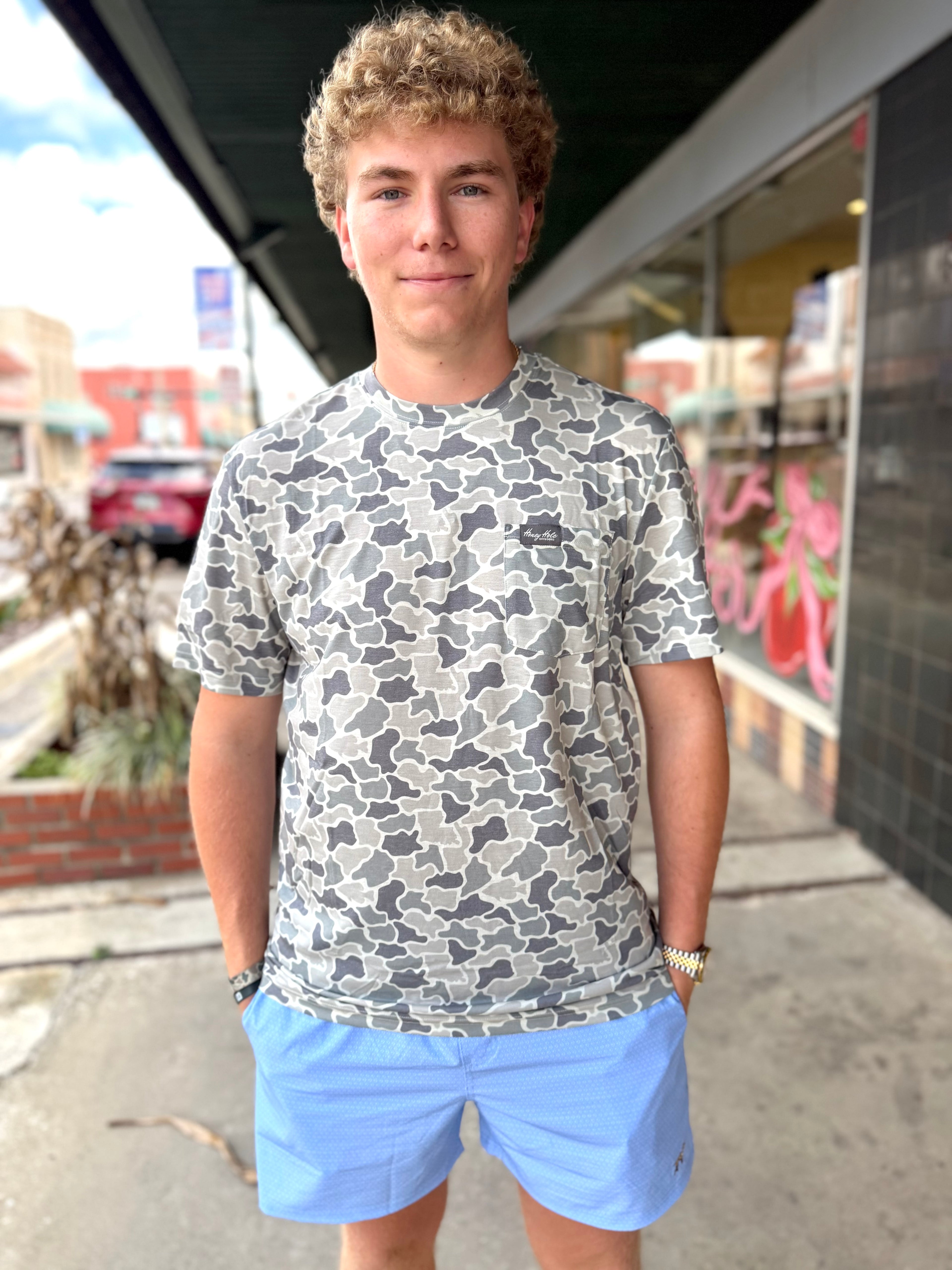 Honey Hole - Performance Shirt - Hideaway Camo