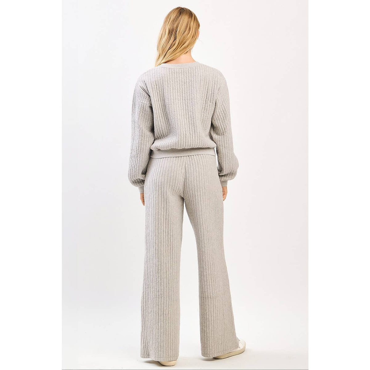 QUILTED CREW NECK SWEATSHIRT AND PANTS SET