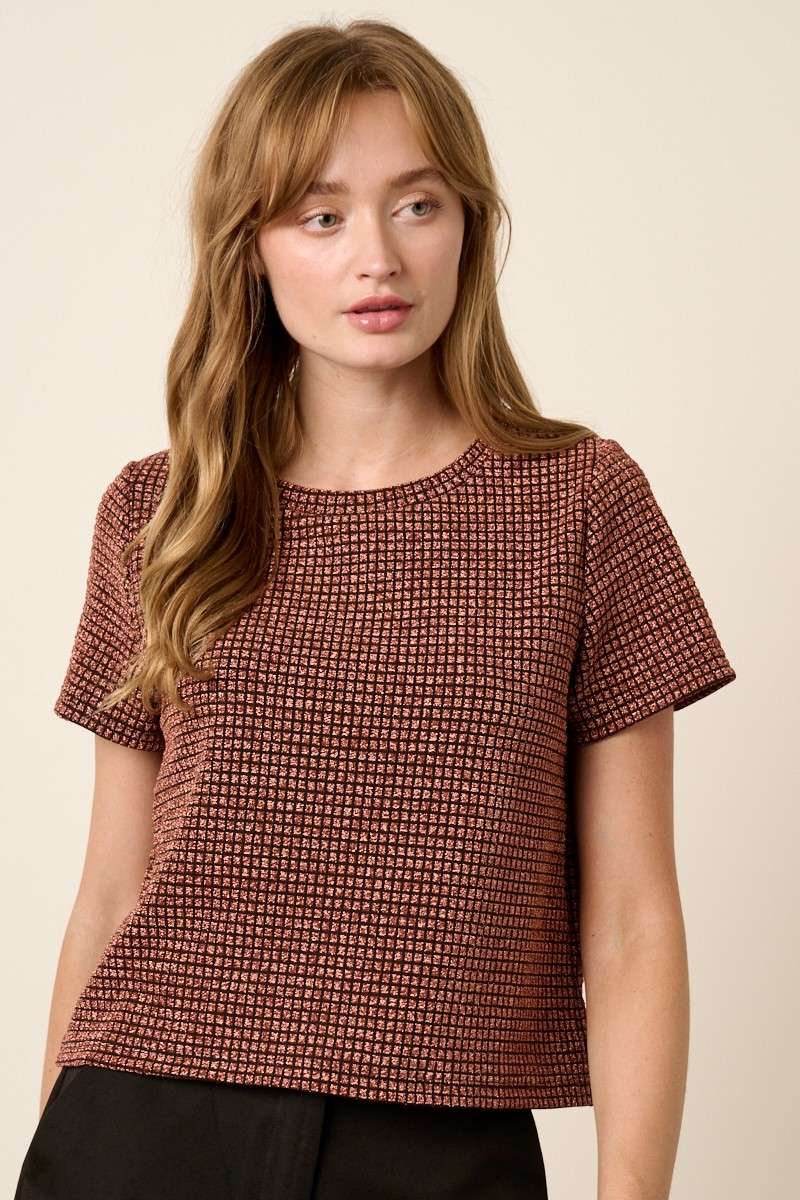 T10373B - GEO PATTERN METALLIC SHORT SLEEVE TOP