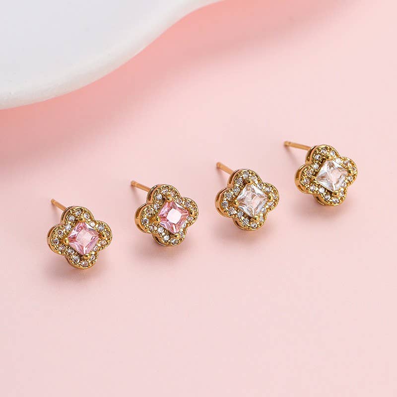 Clover Halo Stud Earrings | 40E520