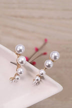 CRESCENT SHAPED PEARL CARTILAGE  EARRINGS