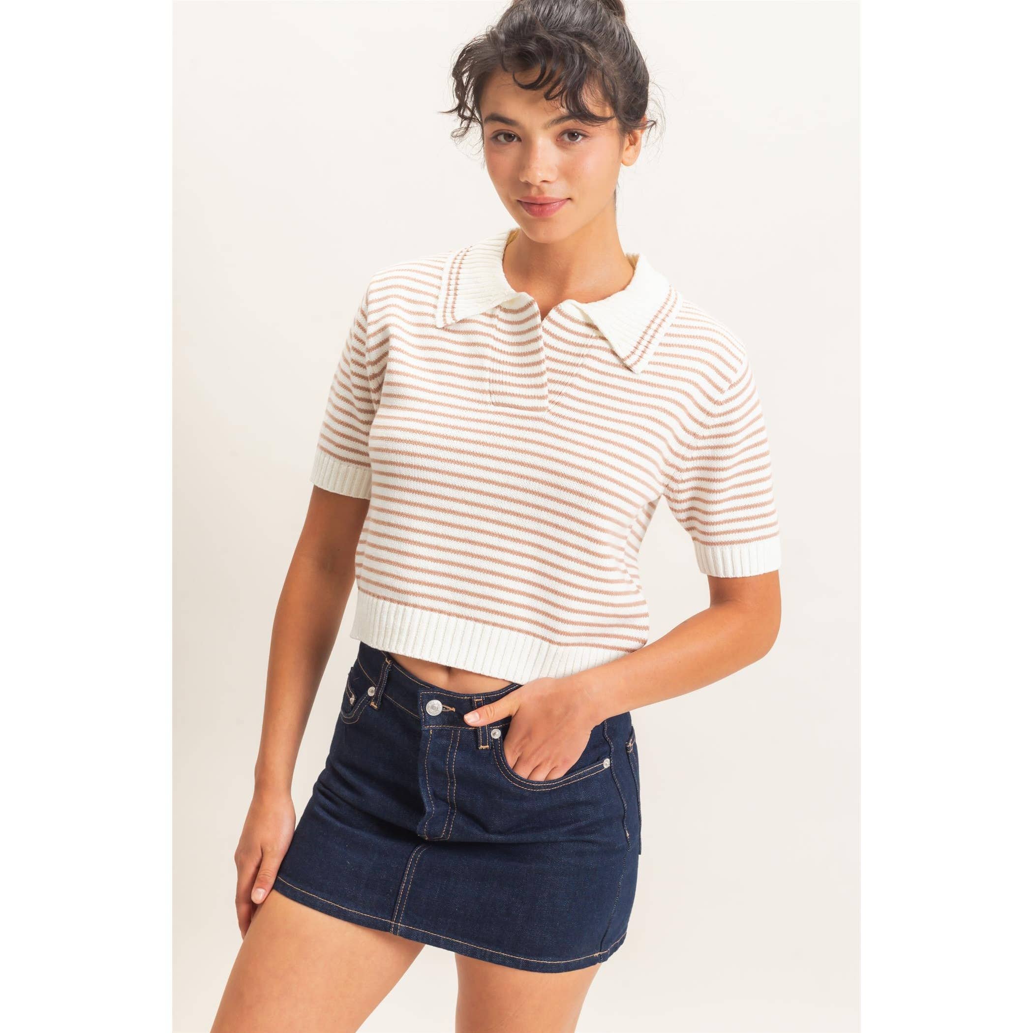 Striped Short Sleeve Collar Knit Top