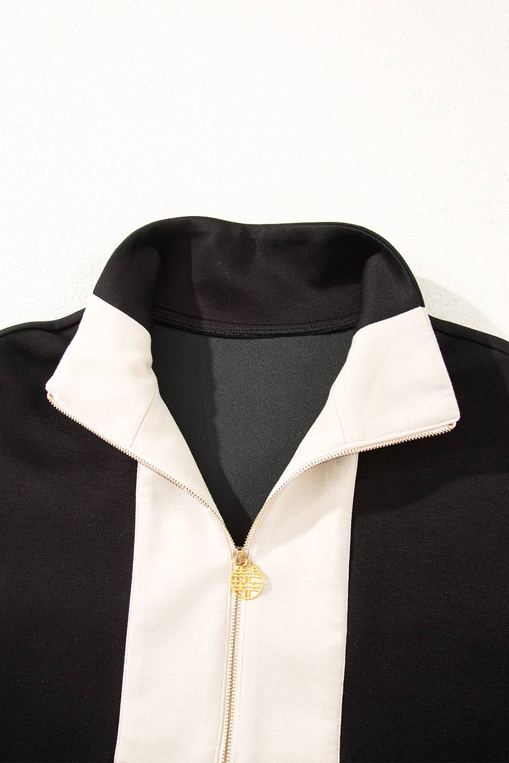 Contrast Zipped Collared Set