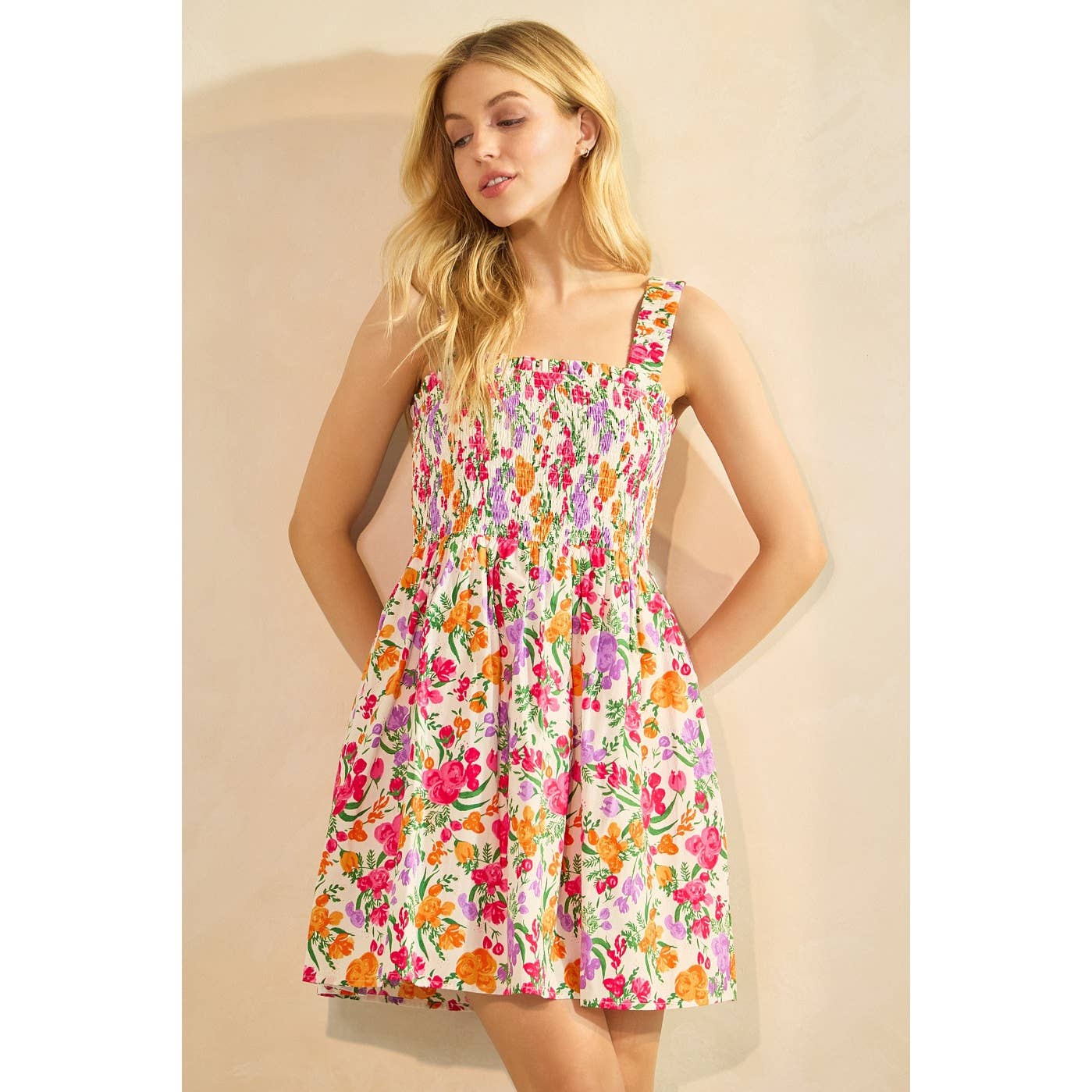 FLOWER PRINT SMOCKED SLEEVELESS MINI DRESS