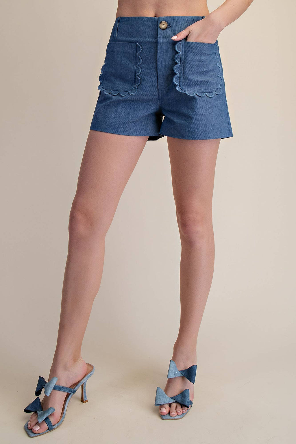 Colette Shorts Scallop Detail Pocket