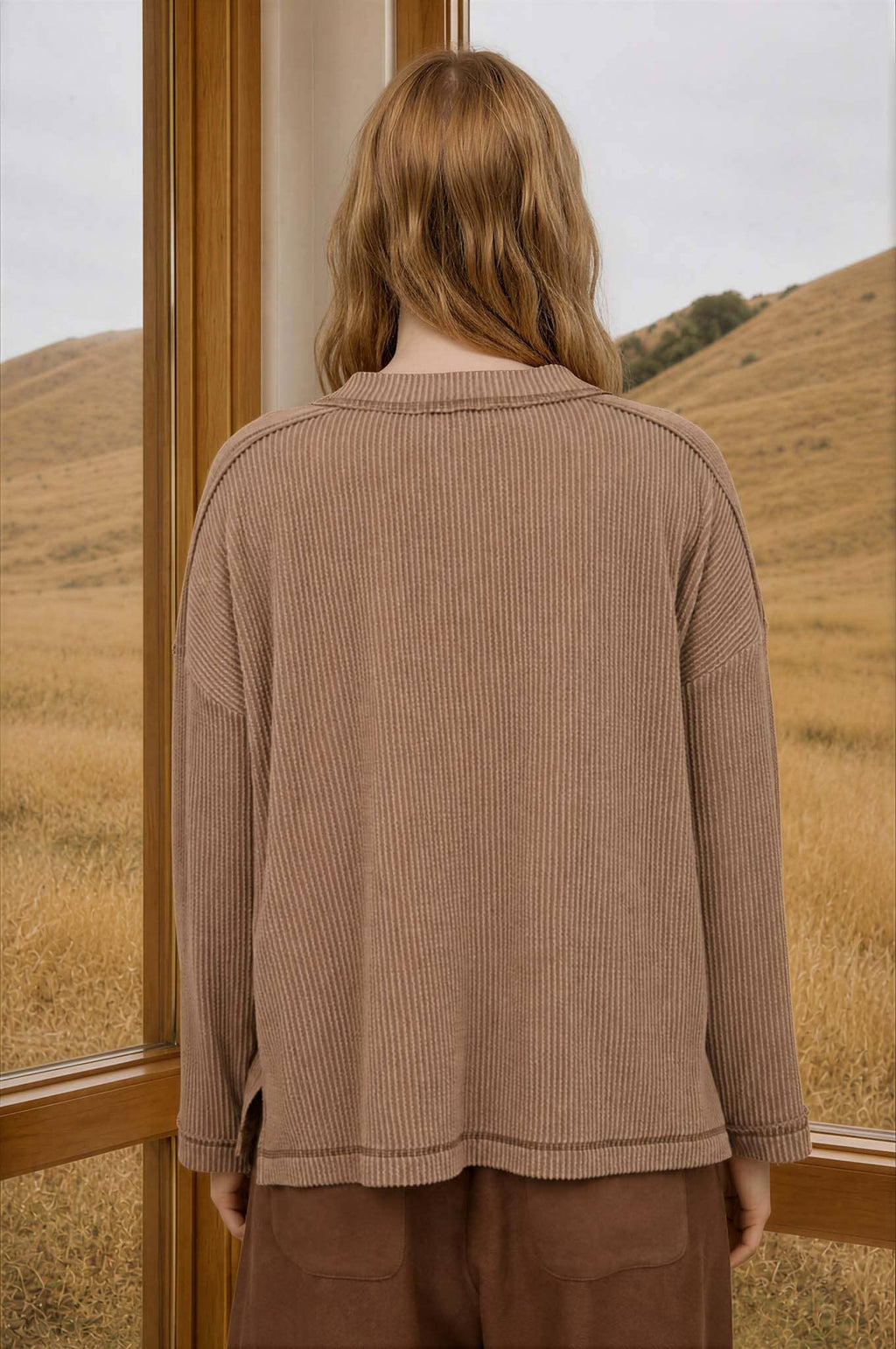 CREW NECK RIBBED LONG SLEEVE KNIT TOP